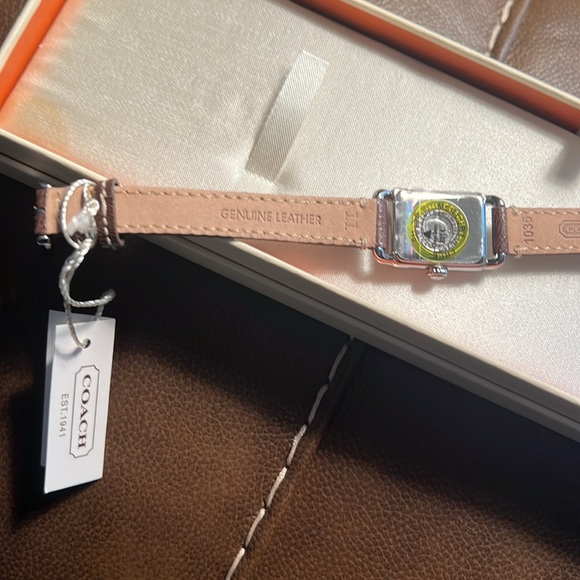 Coach watch with leather band - Picture 7 of 15